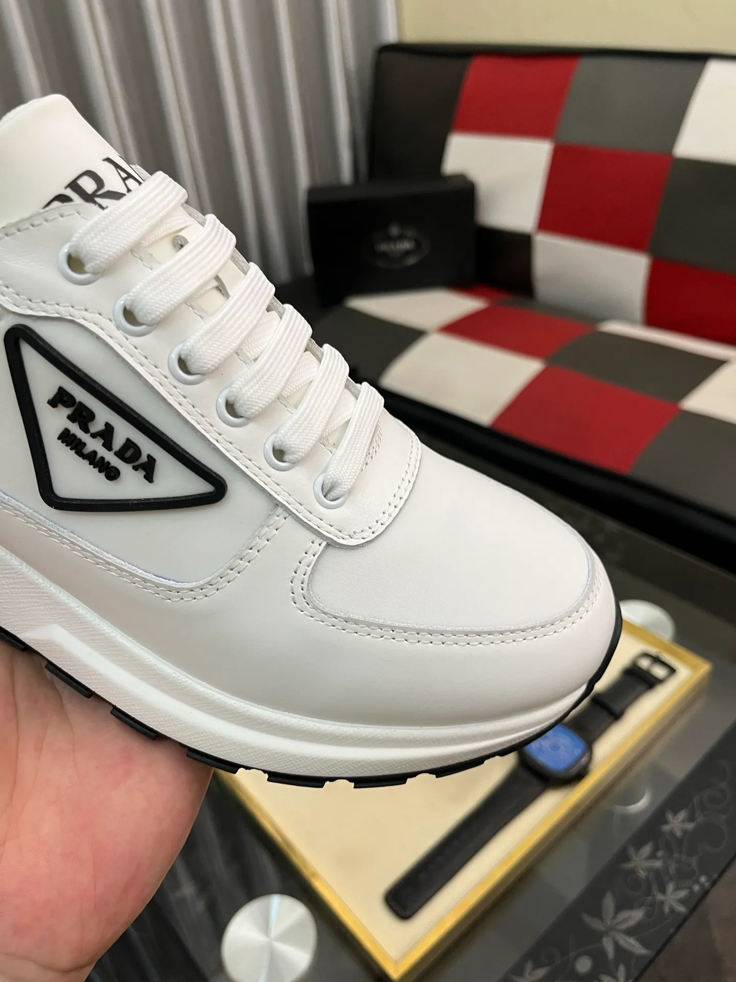 Men's shoes 💰420⌚️⌚️Prada•PRADA original quality.~ Unique modern style sneakers. 🏃A must-have casual shoe for trendy men😍😍 Original brand imported from Italy, imported original leather, sheep lining (refuses to discolor and grind feet) Sole: Original sole provided by the original factory, French lazy style design ⚠️Fit to the feet, original quality, super comfortable original sole. It’s like shooting the real thing🎬The real thing is better, high-quality sneakers Size: 38-444️⃣Colors available
